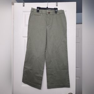 LOFT size 6 Olive Green Wide-Leg Pants
